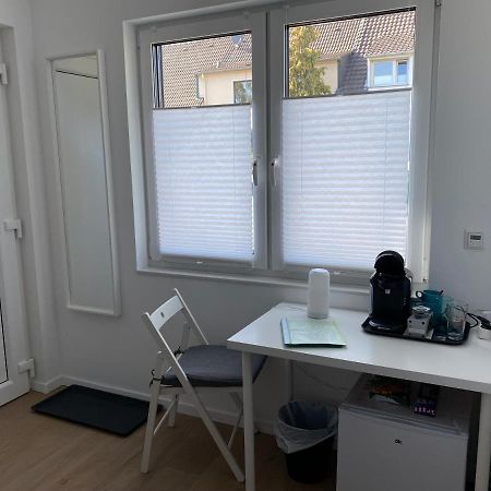 Messezimmer Nahe Der Duesseldorfer Messe Mit Eigenem Eingang Und Gratis Minibar Exteriér fotografie